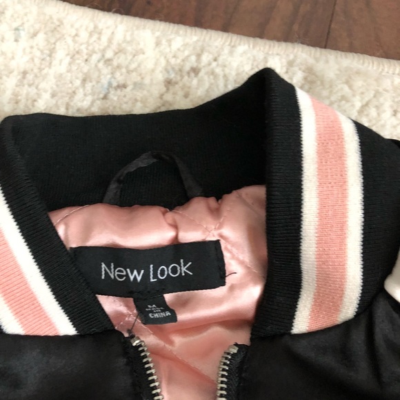 Adorable jacket. Never been worn - Picture 8 of 8